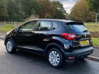 Used Renault Captur Expression+ 90 HP (66 kW) 2013 Black SUV