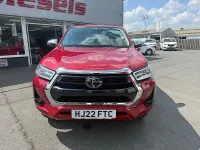 Used Toyota HiLux 201 HP (147 kW) 2022 Red Pickup