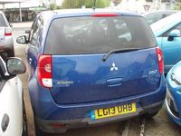 Begagnad Mitsubishi Colt 94 HK (69 kW) 2013 Blå Halvkombi
