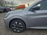 New Peugeot e-208 Allure 100 kW (136 HP) 2025 Grey Hatchback