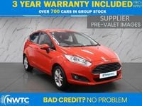 Used Ford Fiesta Zetec 100 HP (73 kW) 2016 Red Hatchback