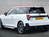 Used Mini Cooper SE Hatch 158 kW (215 HP) 2024 White Hatchback