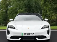 Usado Porsche Taycan Performance Package 500 kW (680 HP) 2021 Branco Sedan