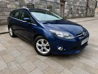 Begagnad Ford Focus Zetec 115 HK (84 kW) 2012 Blå Kombi