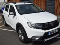 Usado Dacia Sandero Essentiel 90 HP (66 kW) 2018 Branco Citadino