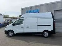 Używany Renault Trafic Business 125 KM (91 kW) 2017 Biały Minivan
