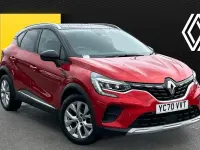 Używany Renault Captur Iconic 101 KM (74 kW) 2020 Czarny SUV