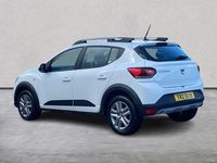 Used Dacia Sandero Comfort 90 HP (66 kW) 2022 White Hatchback