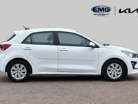 Used Kia Rio 83 HP (61 kW) 2022 White Hatchback