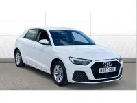 Używany Audi A1 Design 110 KM (80 kW) 2023 Biały SUV
