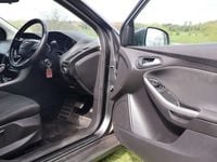 Used Ford Focus Zetec 125 HP (91 kW) 2017 Grey Estate