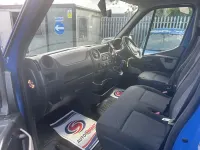Used Vauxhall Movano 145 HP (106 kW) 2017 Blue MPV