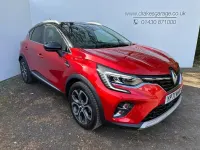 Used Renault Captur Version S 2021 Red/black SUV