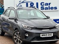 Usado Kia Stonic 98 HP (72 kW) 2019 Cinzento SUV