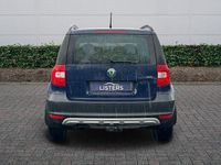 Used Skoda Yeti SE 105 HP (77 kW) 2013 Blue SUV