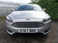 Used Ford Focus Zetec 125 HP (91 kW) 2017 Silver Hatchback
