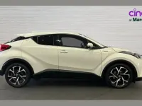 Used Toyota C-HR 122 HP (89 kW) 2017 White SUV