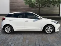 Used Hyundai i20 SE 82 HP (60 kW) 2016 White Hatchback