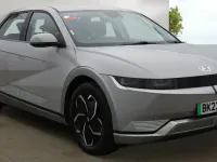 Usado Hyundai Ioniq Dynamiq 167 kW (228 CV) 2023 Gris Utilitario