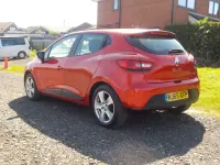 Used Renault Clio IV Play 90 HP (66 kW) 2015 Red Hatchback