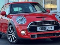 Used Mini Cooper S Exclusive 192 HP (141 kW) 2019 Orange Hatchback