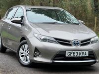 Used Toyota Auris Hybrid 136 HP (100 kW) 2013