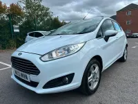 Used Ford Fiesta Zetec 82 HP (60 kW) 2013 White Hatchback