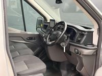 Begagnad Ford Transit Trend 130 HK (95 kW) 2021 Silver Van