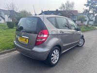 Usado Mercedes A150 Elegance 2007 Dourado Citadino
