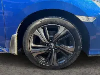 Begagnad Honda Civic SR 126 HK (92 kW) 2019 Blå Halvkombi