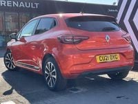 Used Renault Clio V Iconic 90 HP (66 kW) 2022 Hatchback