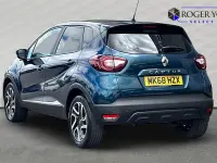 Used Renault Captur Iconic 90 HP (66 kW) 2018 Blue/black SUV