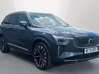Begagnad Volvo XC90 Ultra 455 HK (334 kW) 2025 Blå SUV
