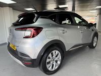 Second-hand Renault Captur Iconic 2020 Gri SUV