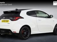 Used Toyota Yaris 261 HP (191 kW) 2021 White Hatchback