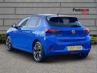 Second-hand Vauxhall Corsa-e Elite 100 kW (136 CP) 2021 Albastru Hatchback