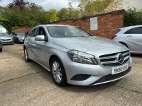 Używany Mercedes A180 SE 109 KM (80 kW) 2015 Srebrny Hatchback
