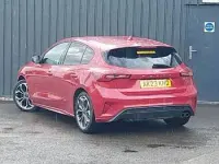 Used Ford Focus ST-Line X 155 HP (114 kW) 2023 Red Hatchback