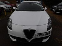 Used Alfa Romeo Giulietta 150 HP (110 kW) 2016 White Hatchback