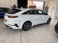 Used Kia ProCeed GT 201 HP (147 kW) 2020 White Estate