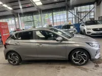 Used Hyundai i20 Premium 100 HP (73 kW) 2022 Bronze Hatchback