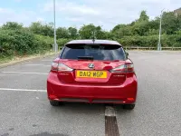Used Lexus CT200h 134 HP (98 kW) 2012 Red Hatchback