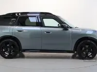 Usado Mini Countryman Sport 170 CV (125 kW) 2025 Verde SUV