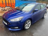 Used Ford Focus ST 185 HP (136 kW) 2016 Blue Hatchback