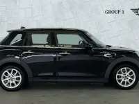 Begagnad Mini ONE Hatch 102 HK (75 kW) 2017 Svart Halvkombi