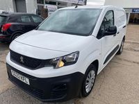 Used Peugeot Partner 131 HP (96 kW) 2022 White MPV