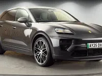 Used Porsche Macan 330 kW (449 HP) 2025 Black SUV