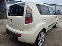 Used Kia Soul 124 HP (91 kW) 2009 Cream SUV