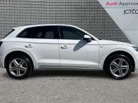 Used Audi Q5 S-Line 261 HP (191 kW) 2022 White SUV