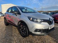 Used Renault Captur Dynamique 90 HP (66 kW) 2018 Silver SUV